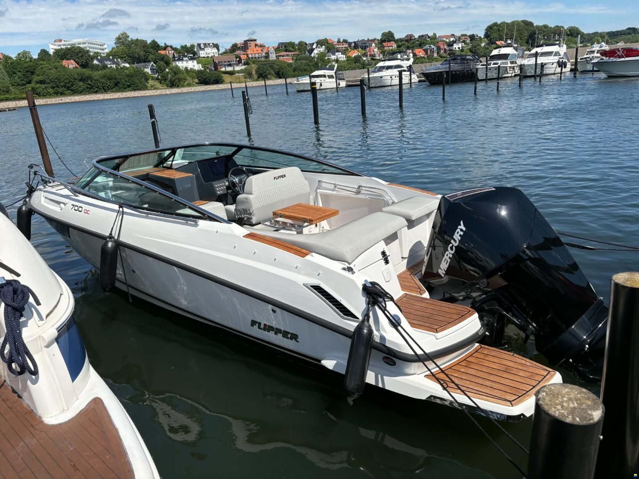 Flipper 700 DC