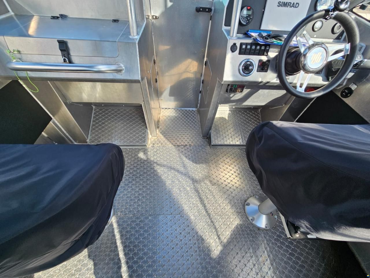 UMS-Boat 805 DC