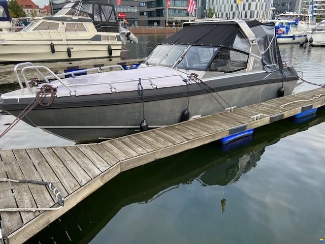 UMS-Boat 805 DC