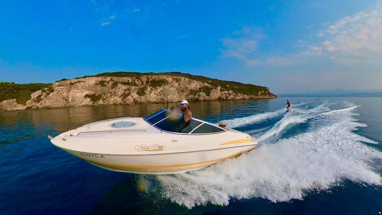 Maxum 2100 SC