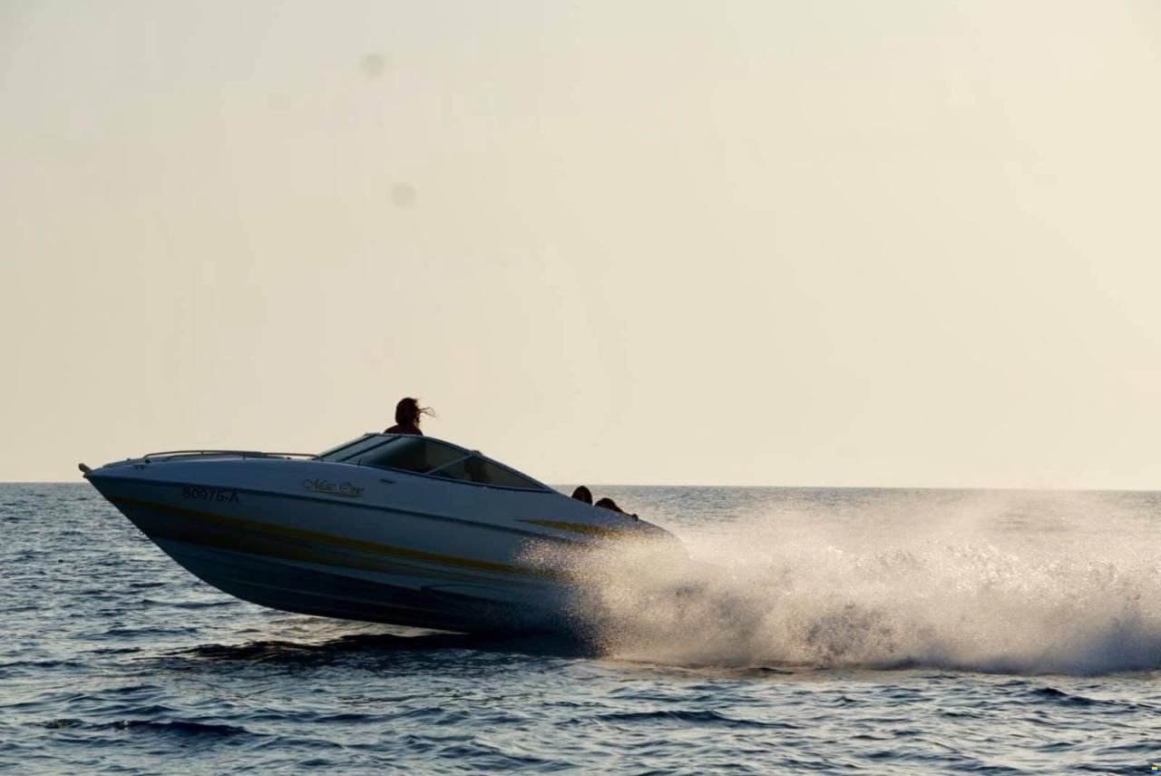 Maxum 2100 SC
