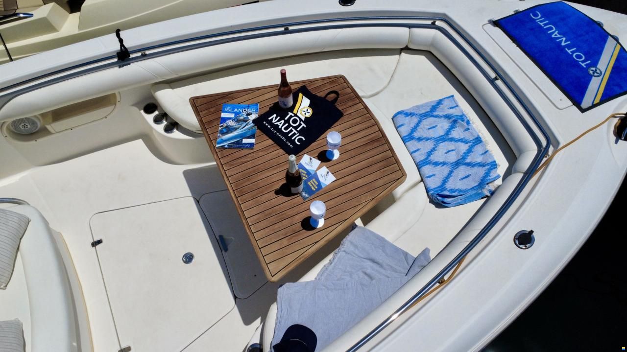 Boston Whaler 320 Outrage