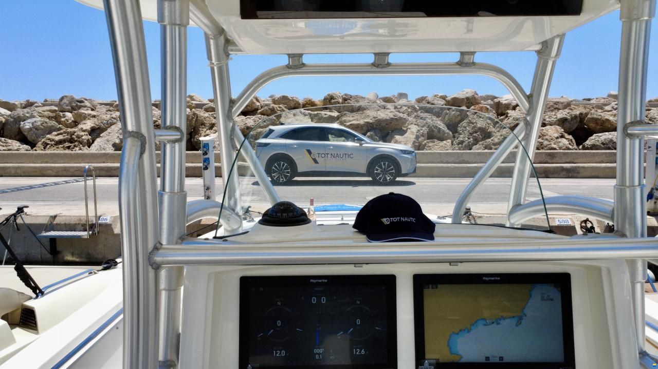 Boston Whaler 320 Outrage