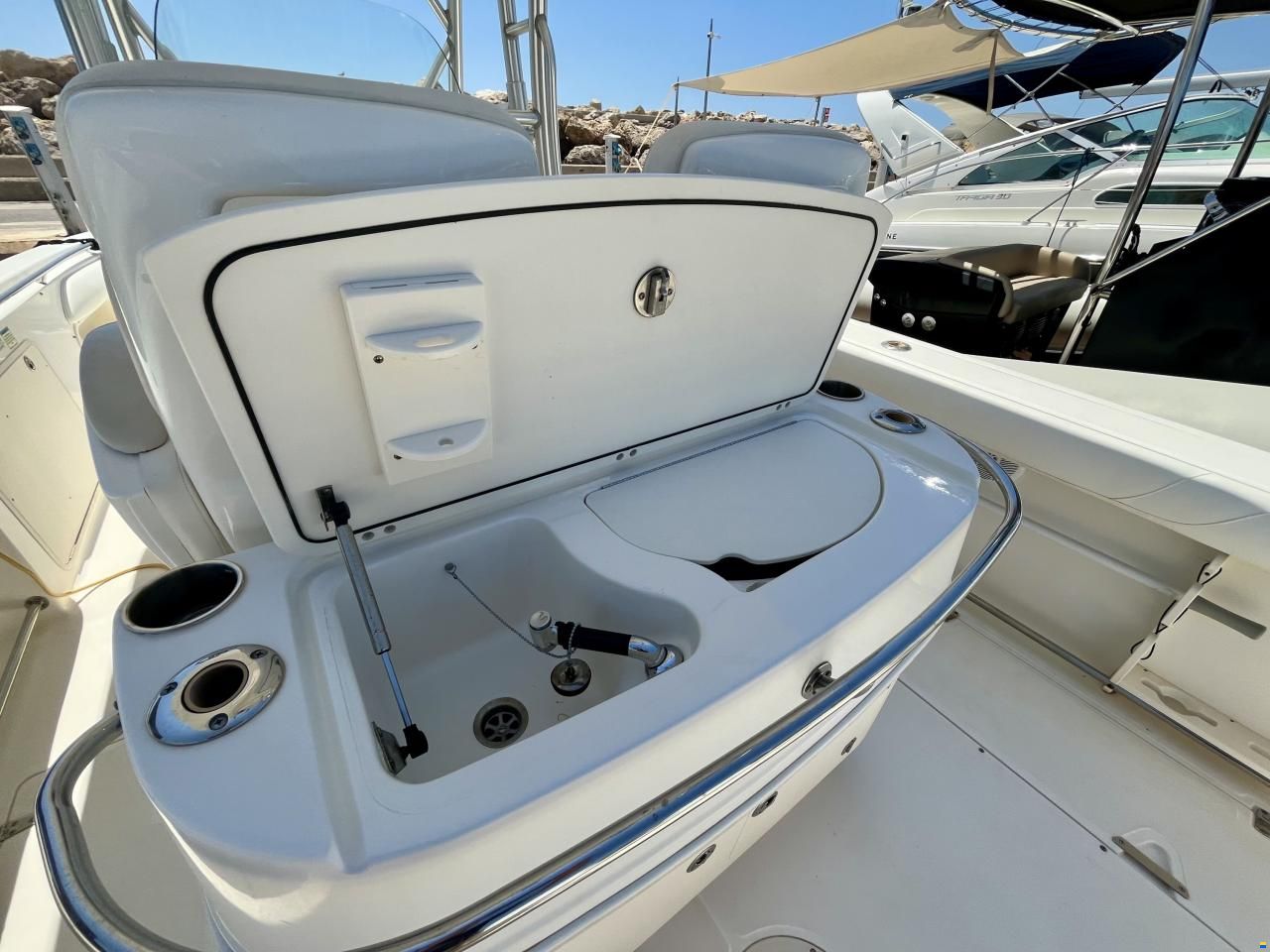 Boston Whaler 320 Outrage