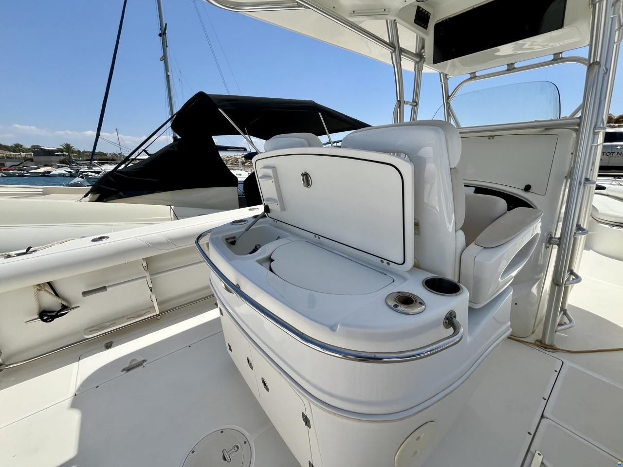 Boston Whaler 320 Outrage