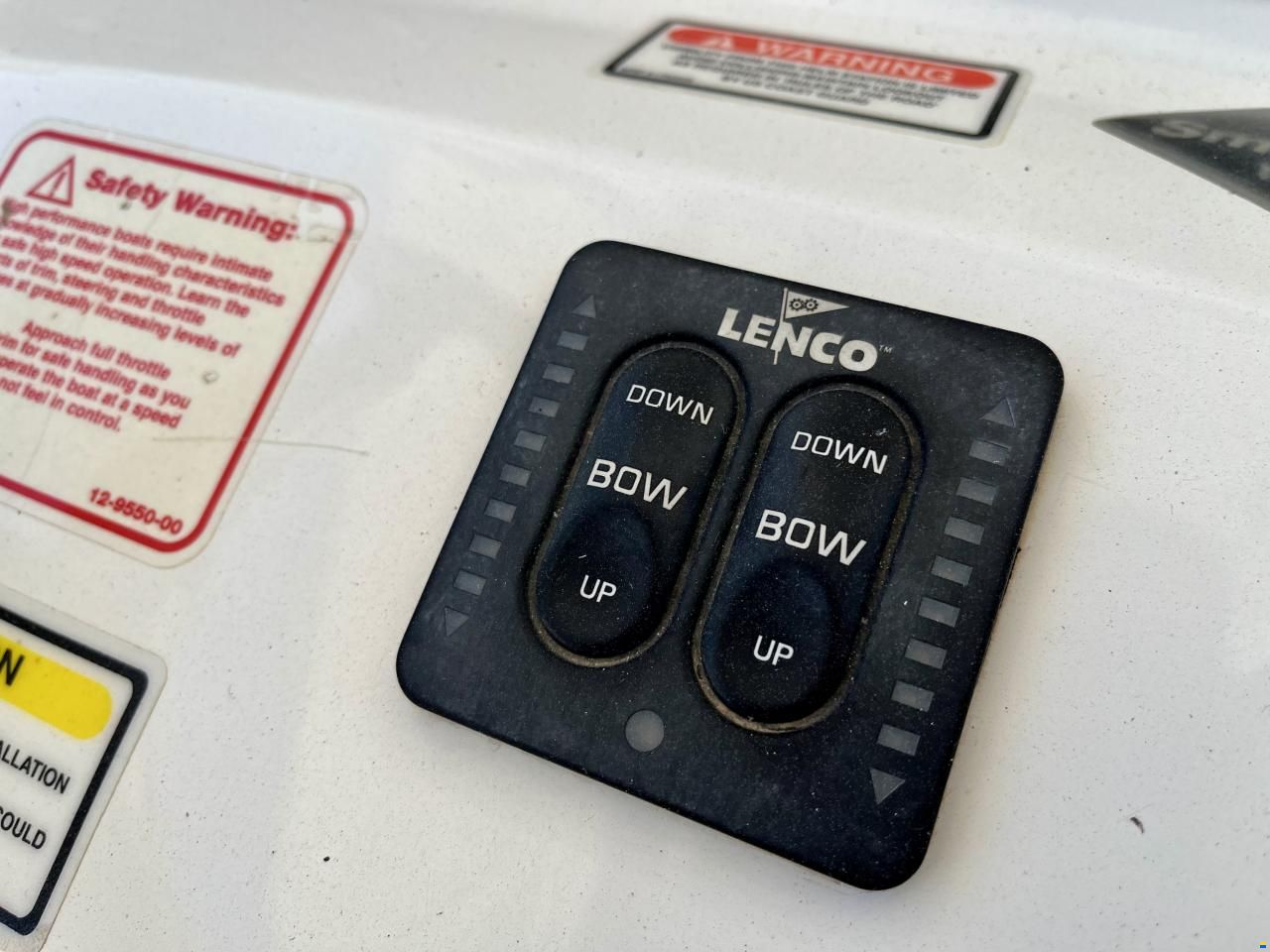 Boston Whaler 320 Outrage