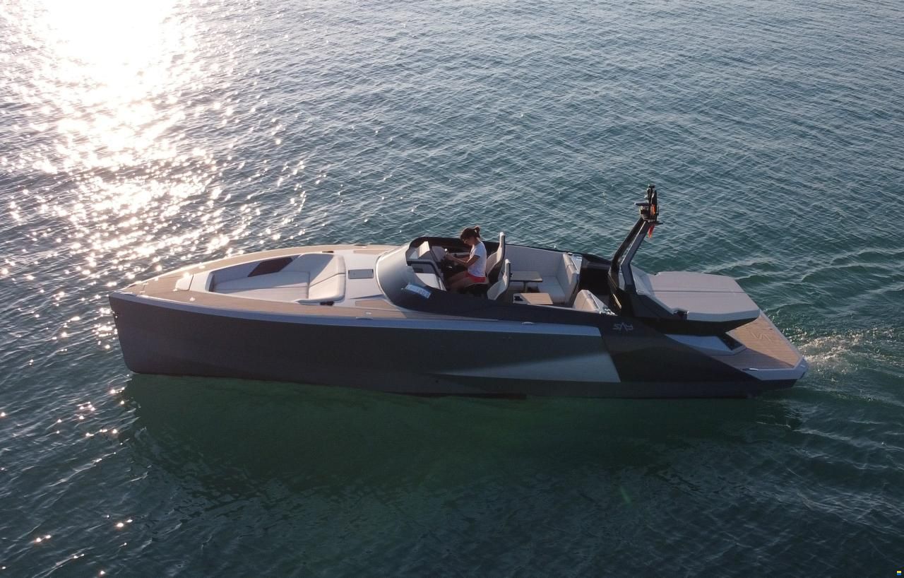 SAY Carbon Yachts SAY 32