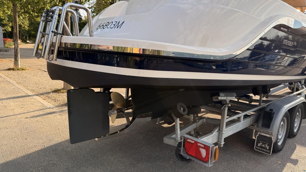 Interboat Intender 640