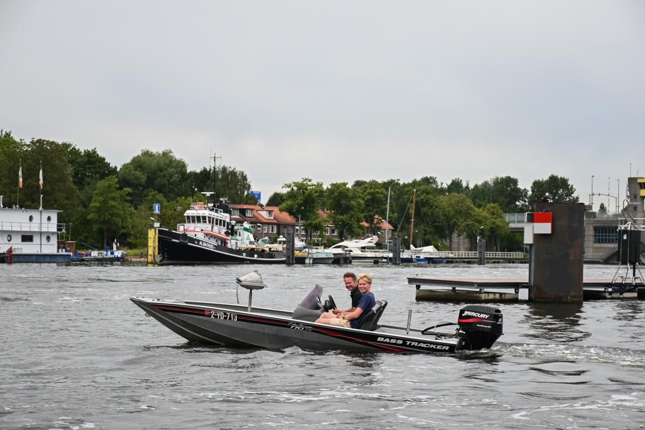 Tracker Marine Pro team 170TX