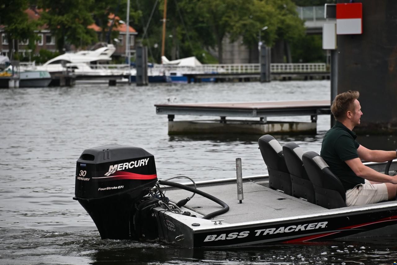 Tracker Marine Pro team 170TX