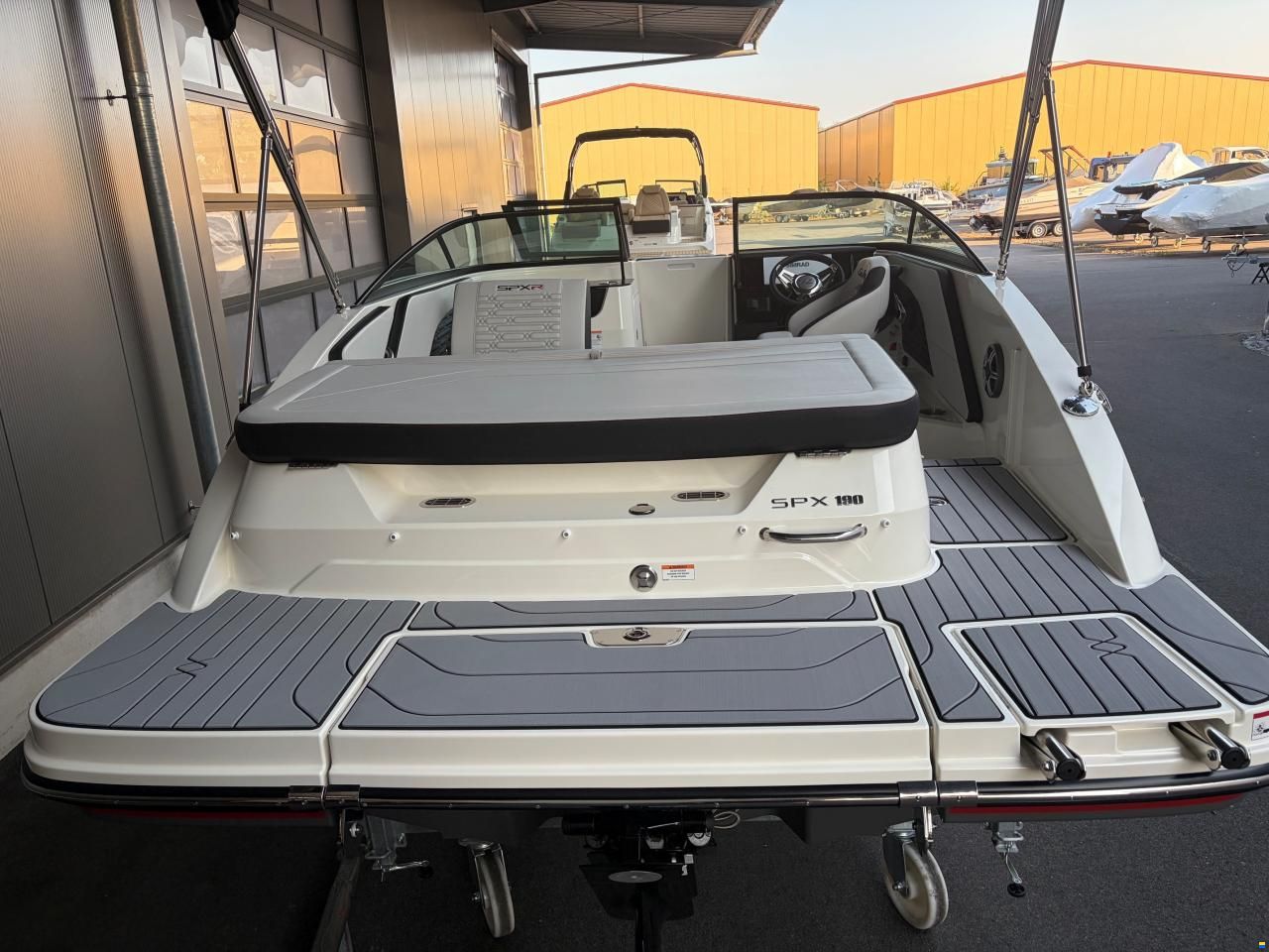 Sea Ray 190 SPX-R