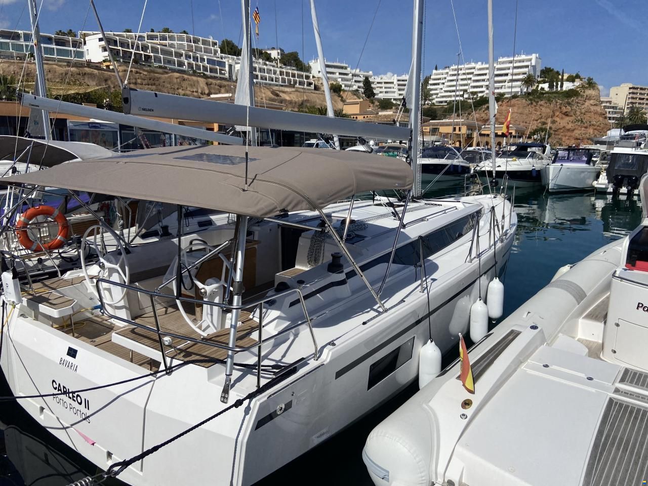 Bavaria C 42