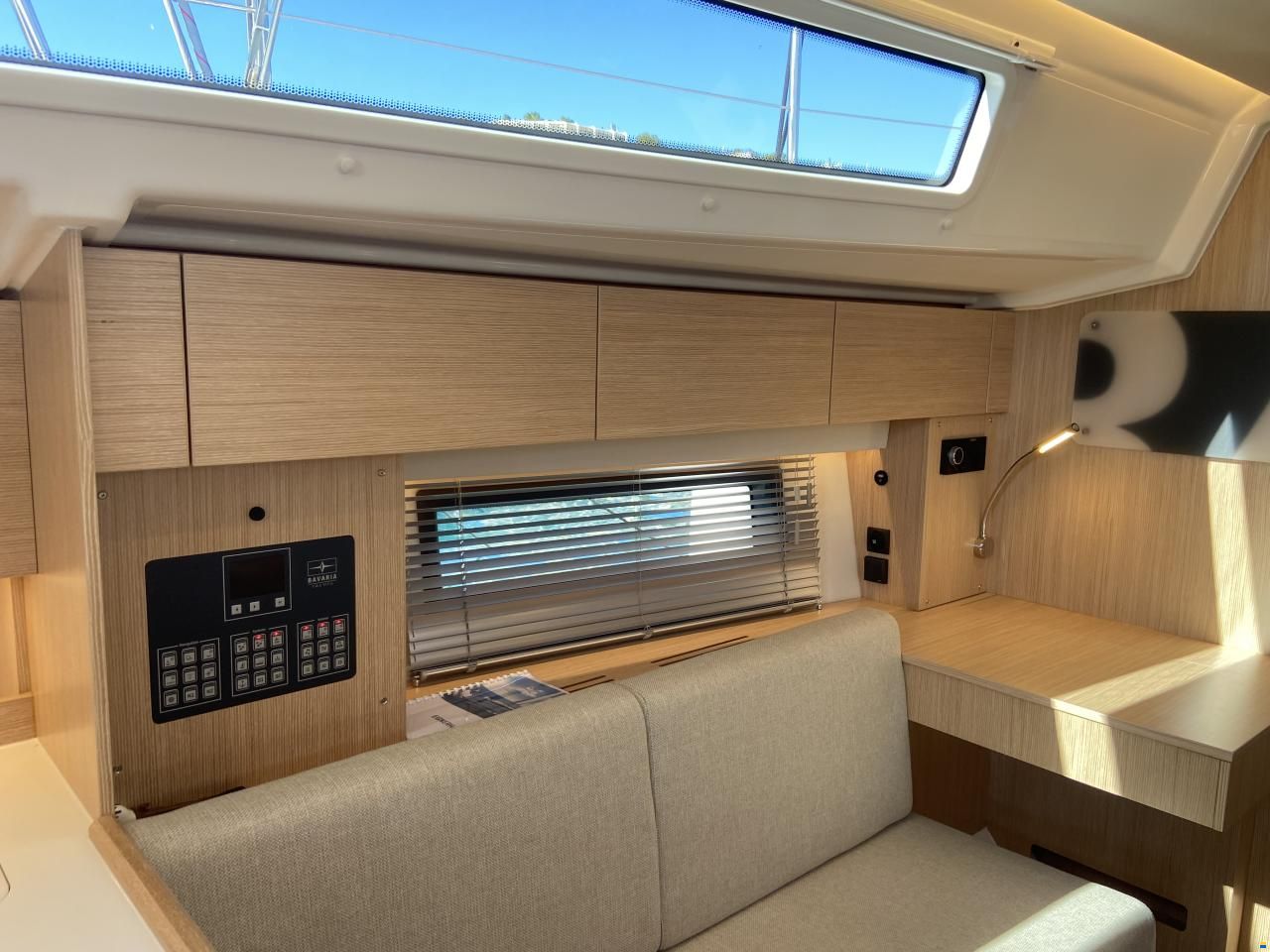 Bavaria C 42