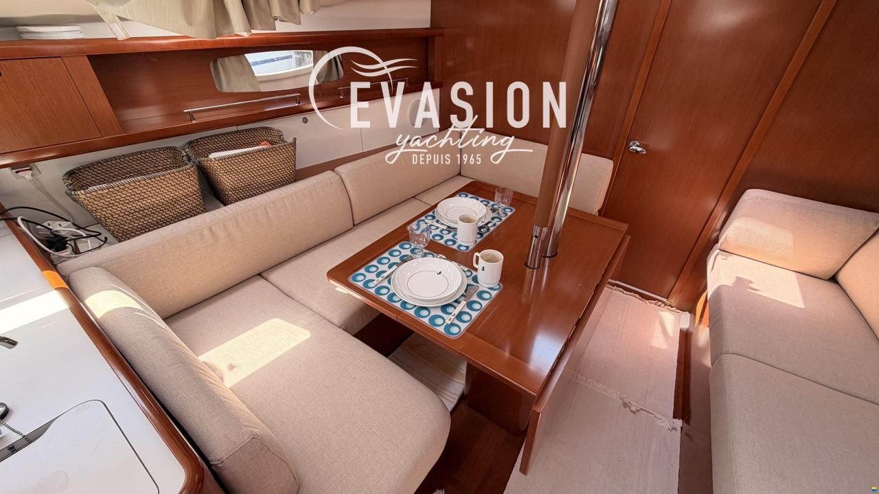 Beneteau OCEANIS 37