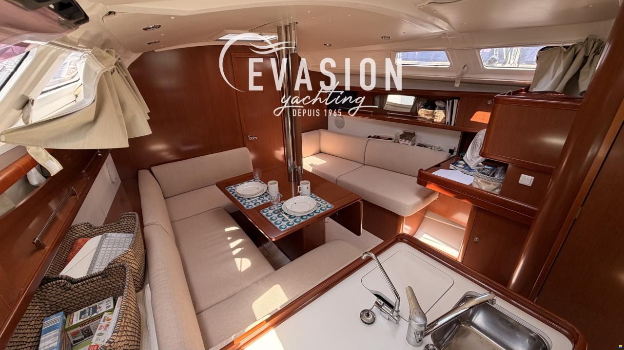 Beneteau OCEANIS 37