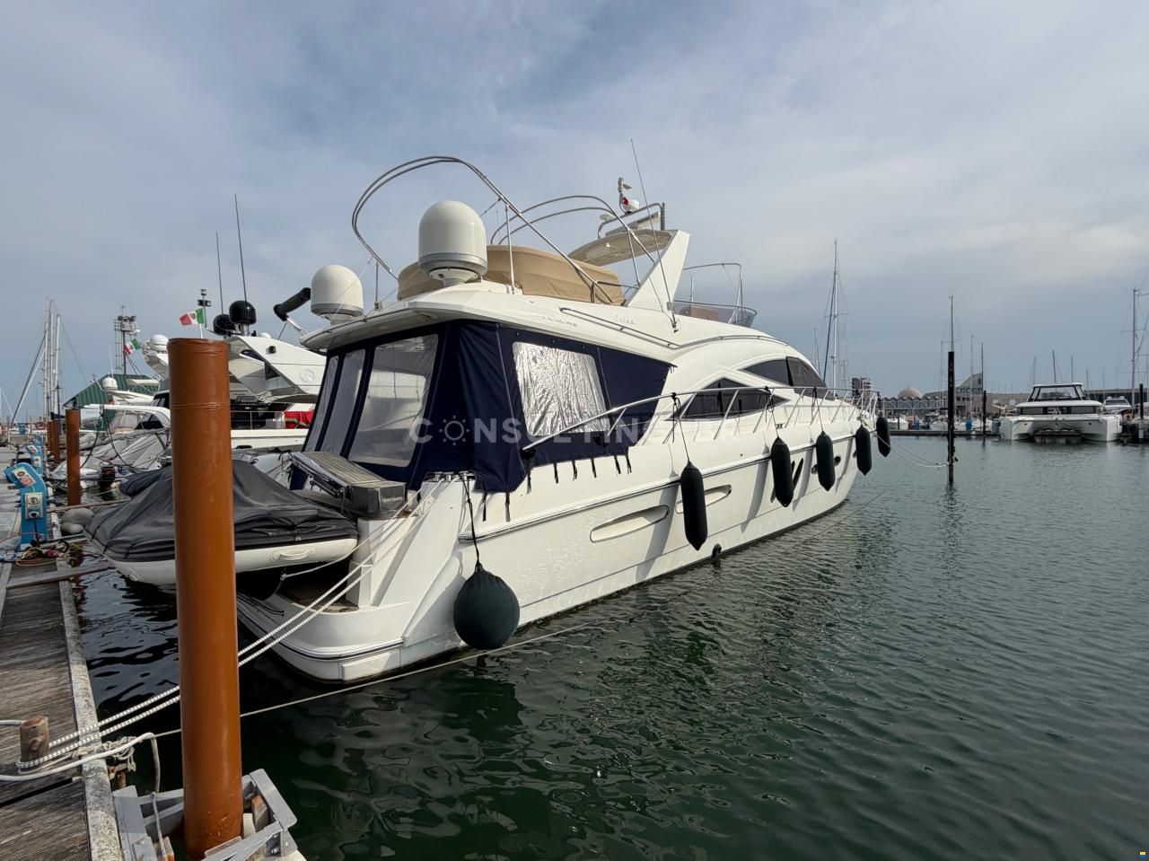Sealine T60