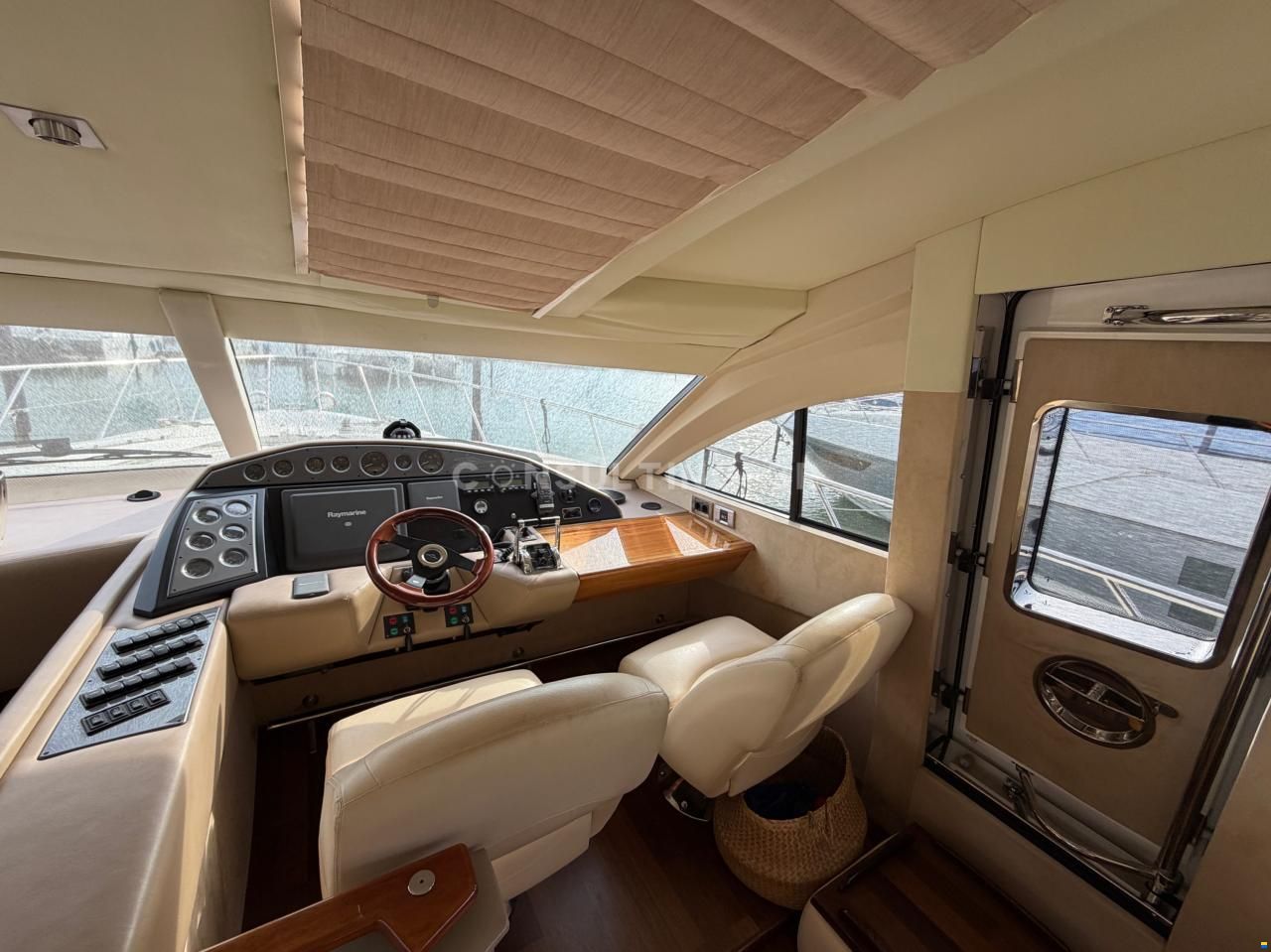 Sealine T60
