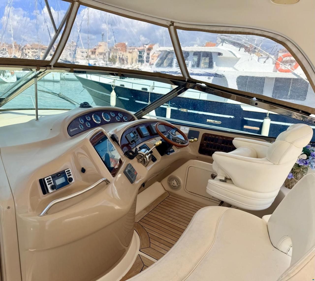 Sea Ray 460 Sundancer