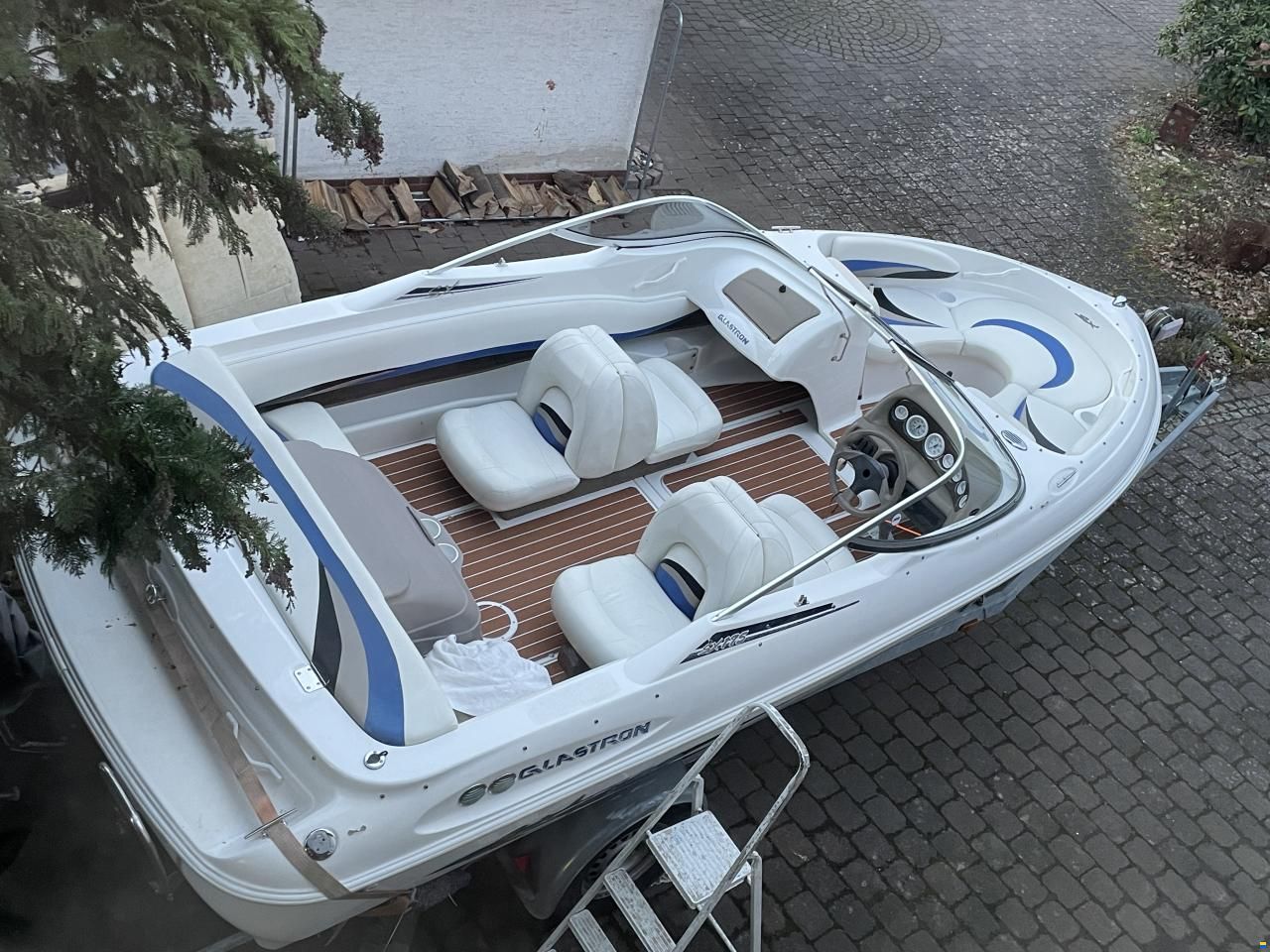 Glastron Motorboot Bowrider Gardasee