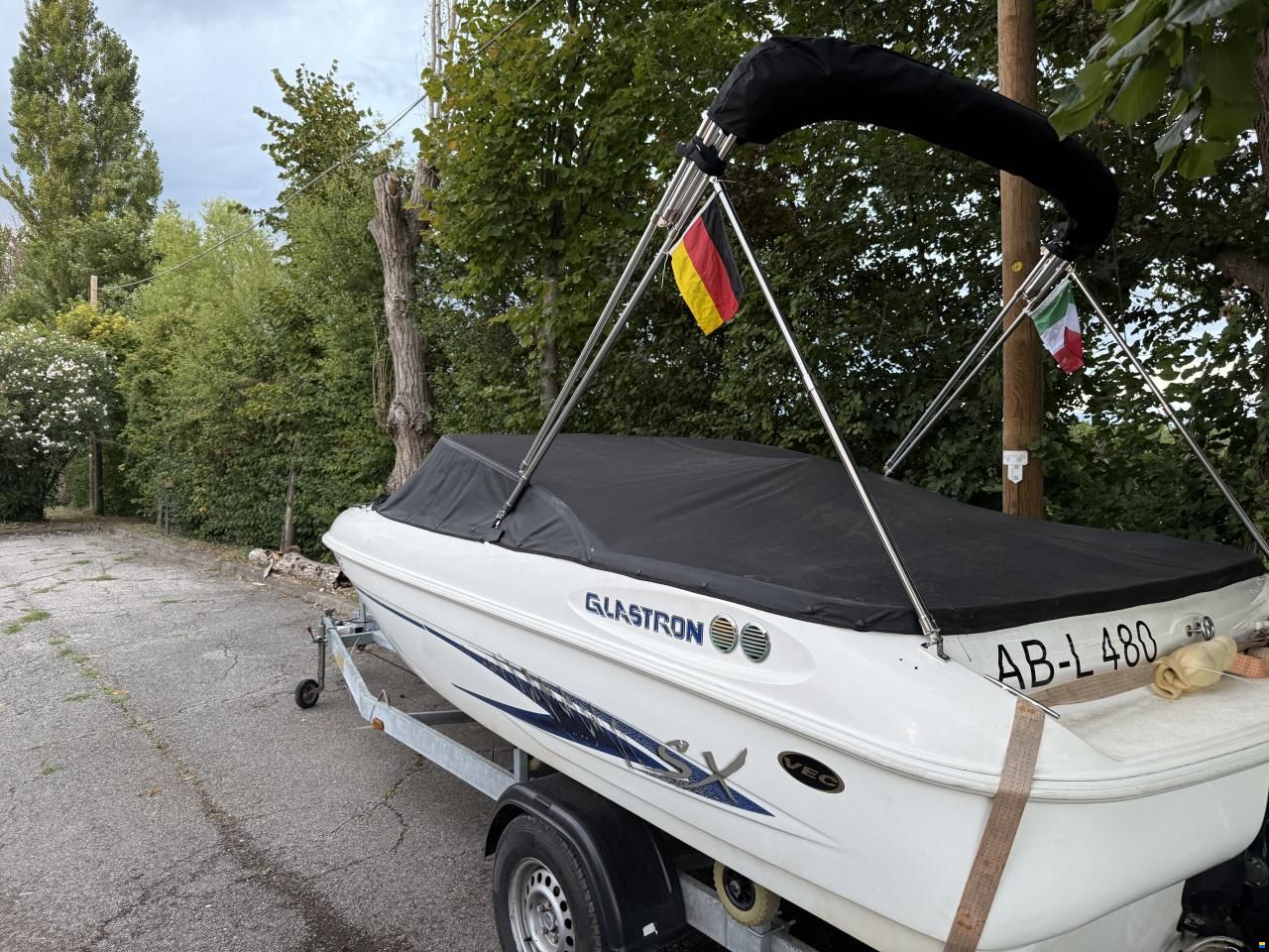 Glastron Motorboot Bowrider Gardasee