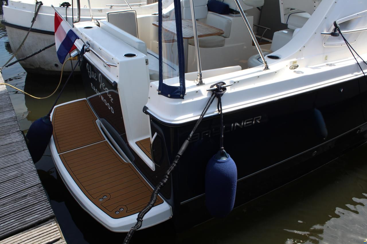 Bayliner Discovery 246