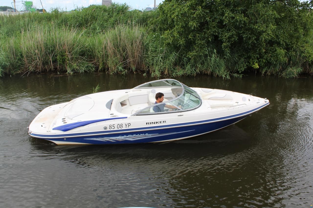 Rinker 226 Captiva