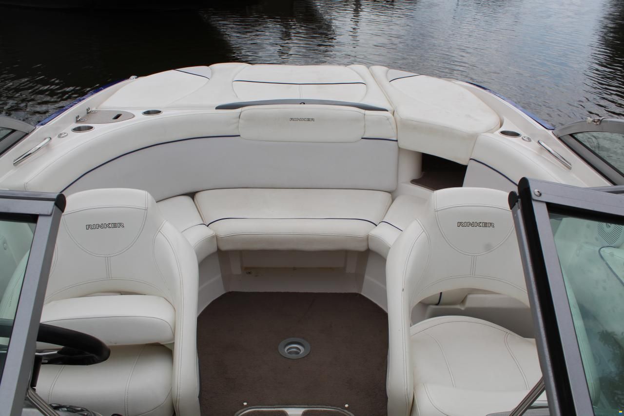 Rinker 226 Captiva