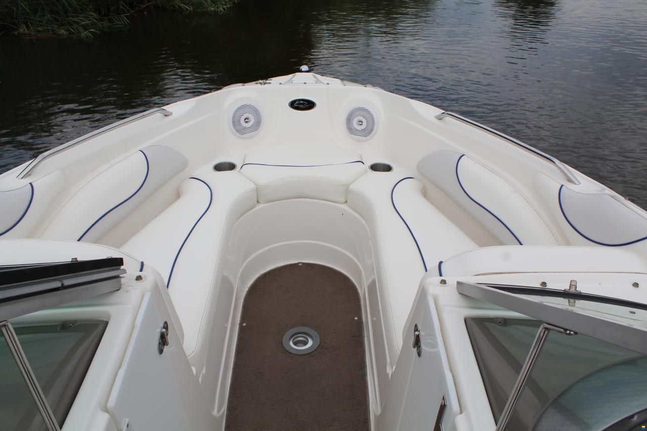 Rinker 226 Captiva