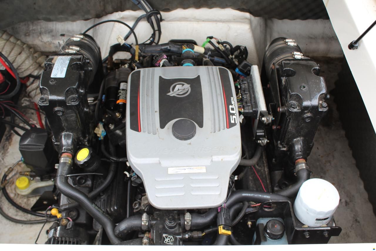 Rinker 226 Captiva