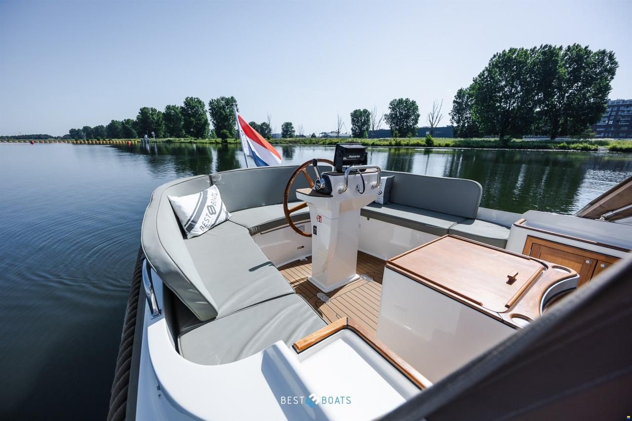 Interboat DE Intercruiser 27 Cabin