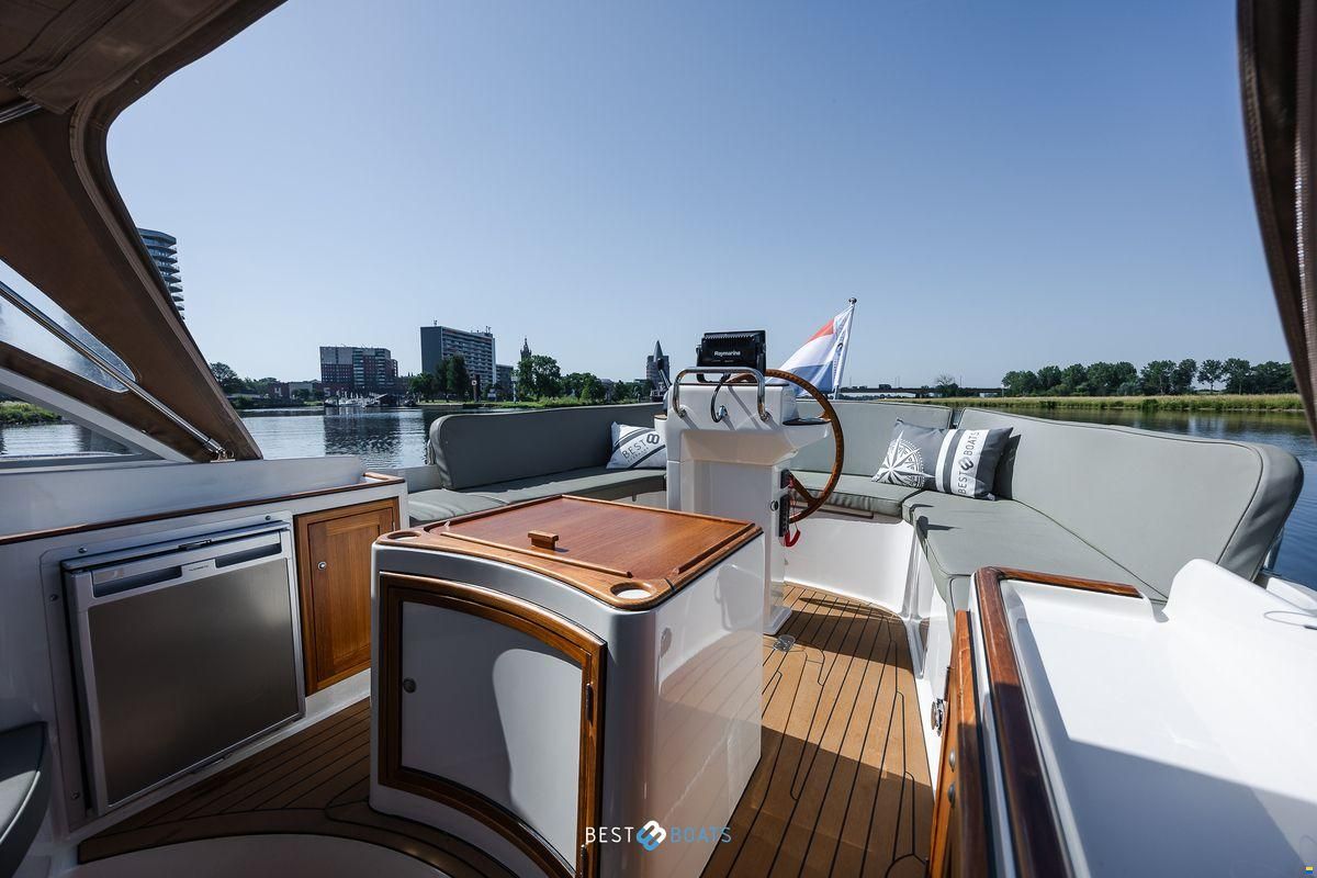 Interboat DE Intercruiser 27 Cabin