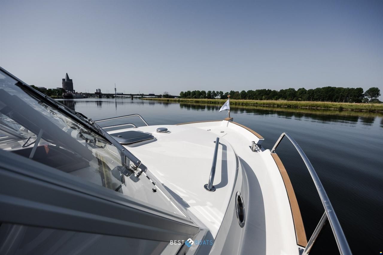 Interboat DE Intercruiser 27 Cabin