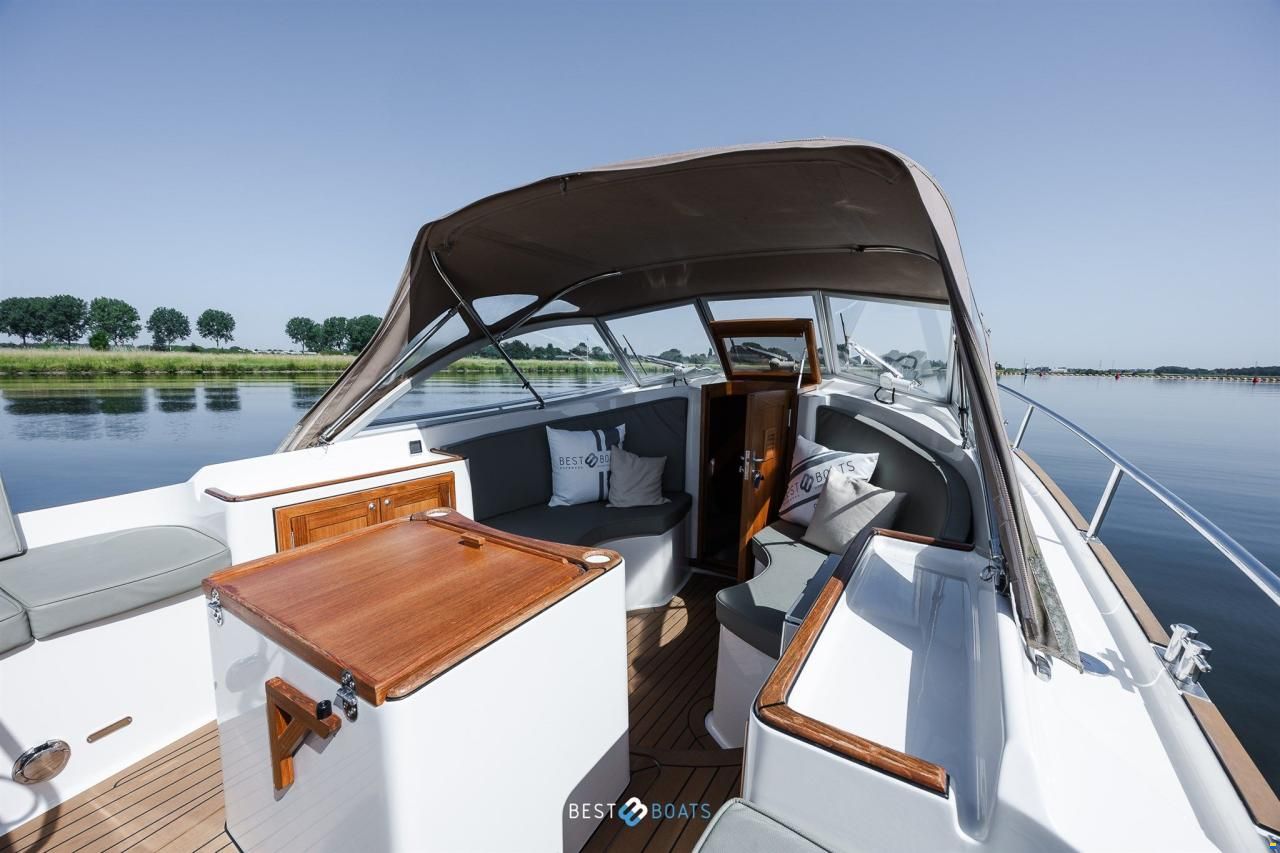 Interboat DE Intercruiser 27 Cabin