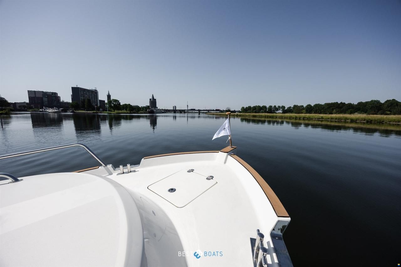 Interboat DE Intercruiser 27 Cabin