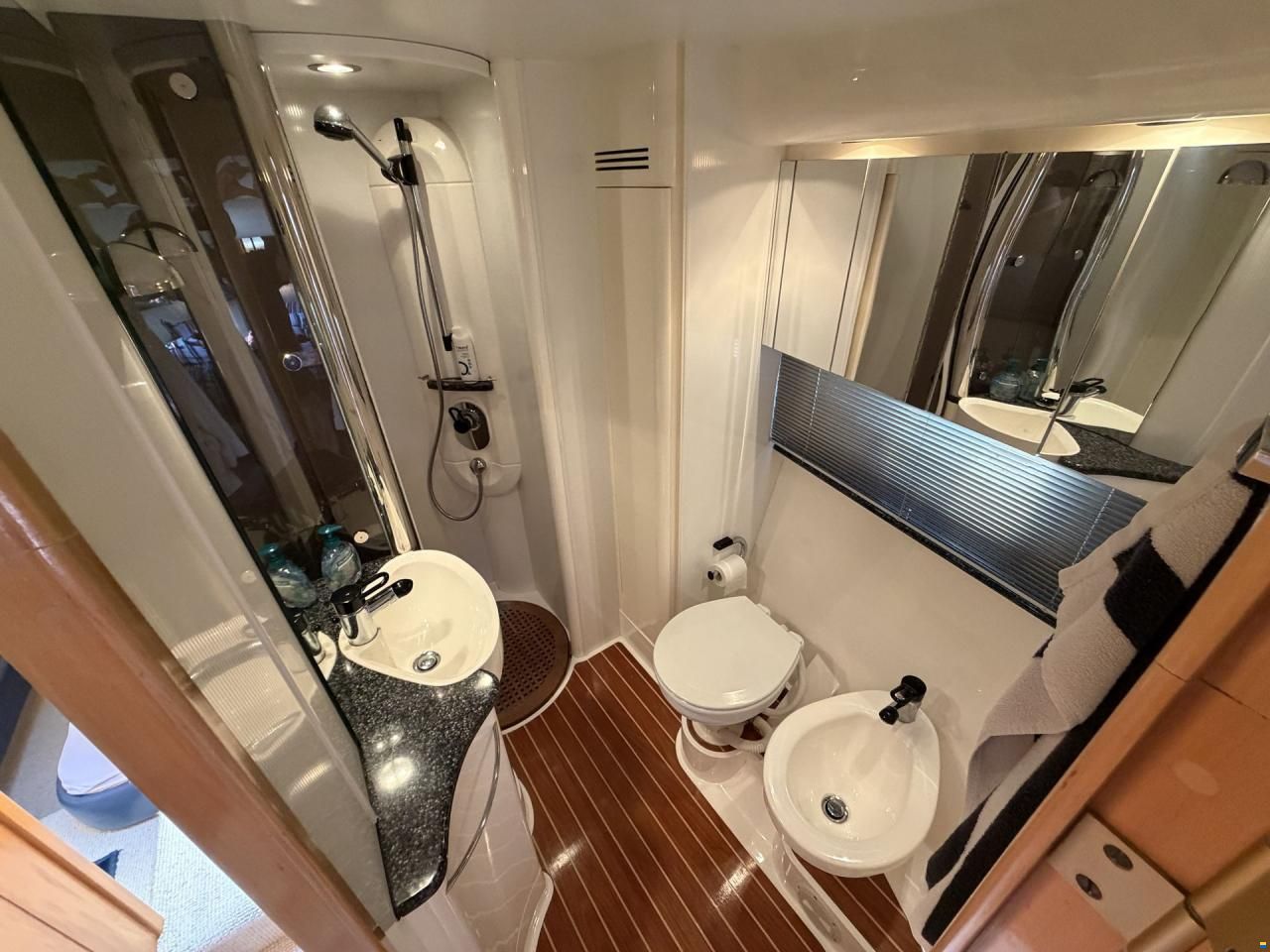 Fairline Squadron 43