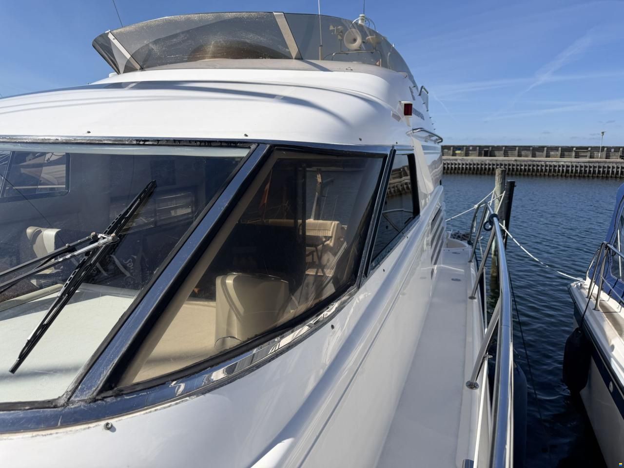 Fairline Squadron 43