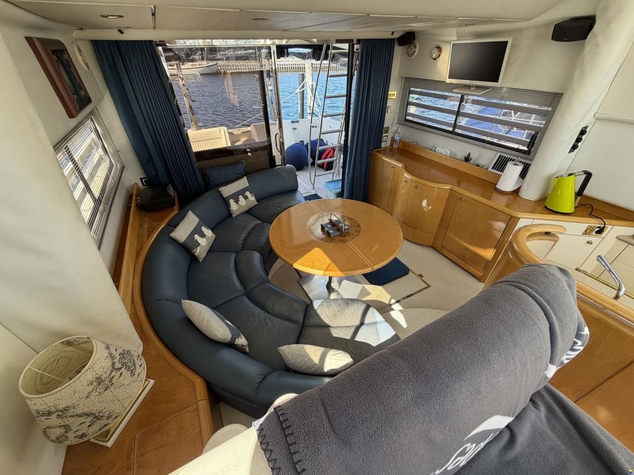 Fairline Squadron 43