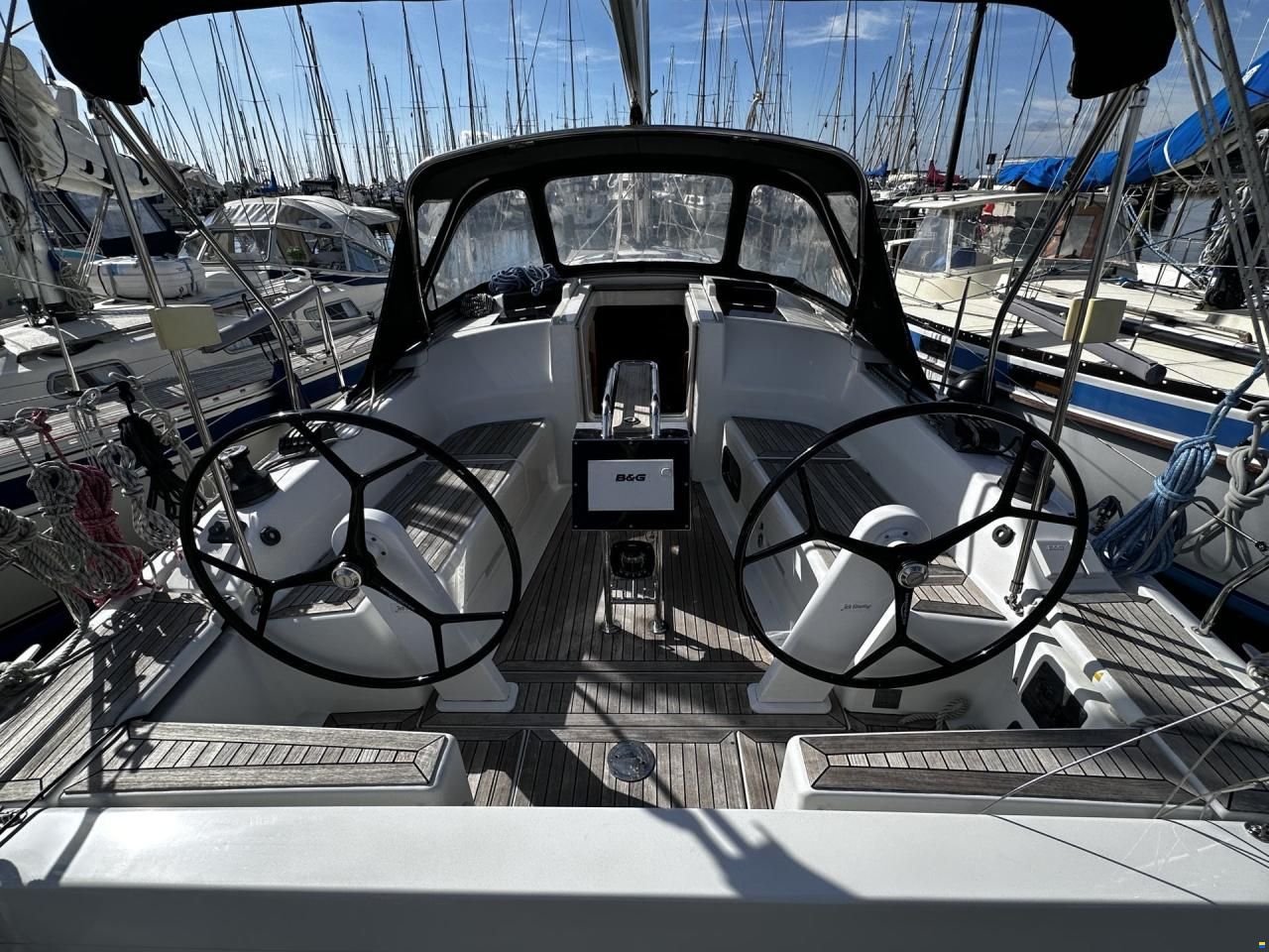 Hanse 345
