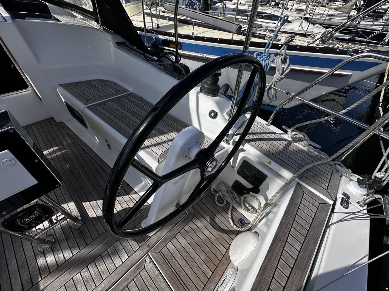 Hanse 345