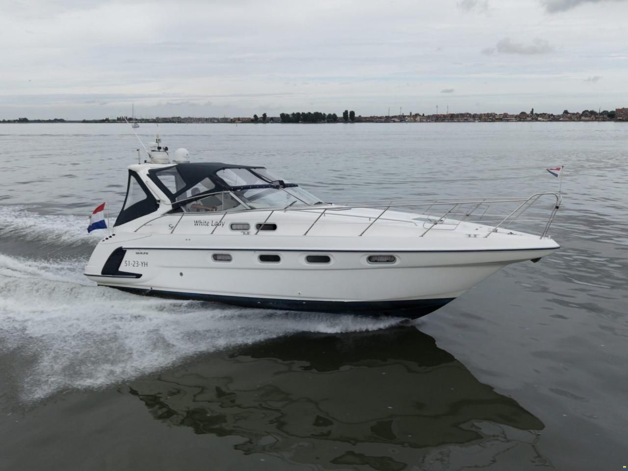 Sealine S37