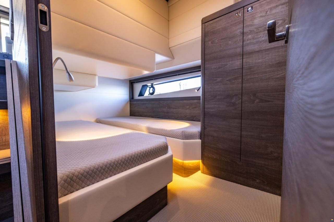 Boarnstream Yachting Boarncruiser 1280 Elegance - Hybrid