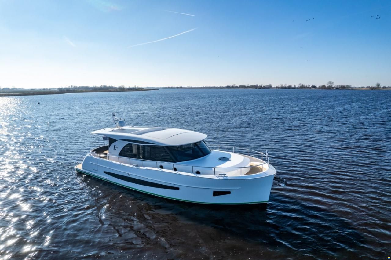 Boarnstream Yachting Boarncruiser 1280 Elegance - Hybrid