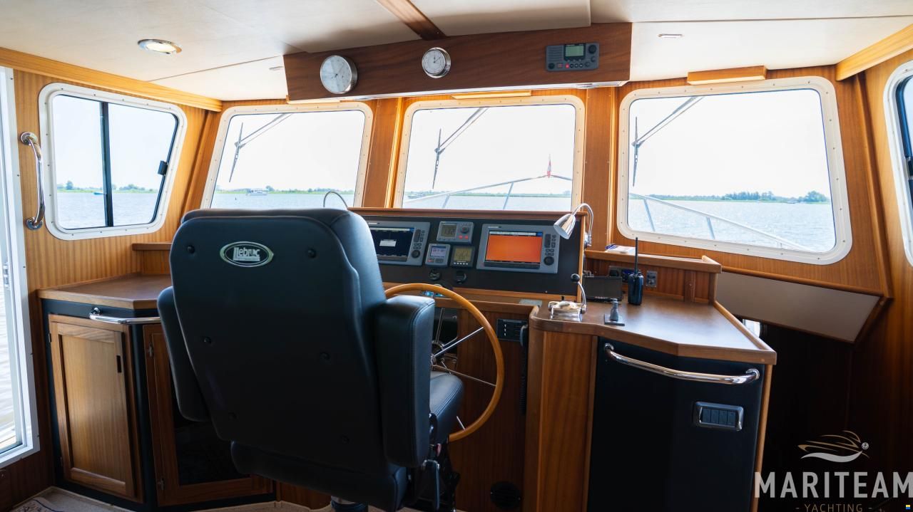 American Tugs 41