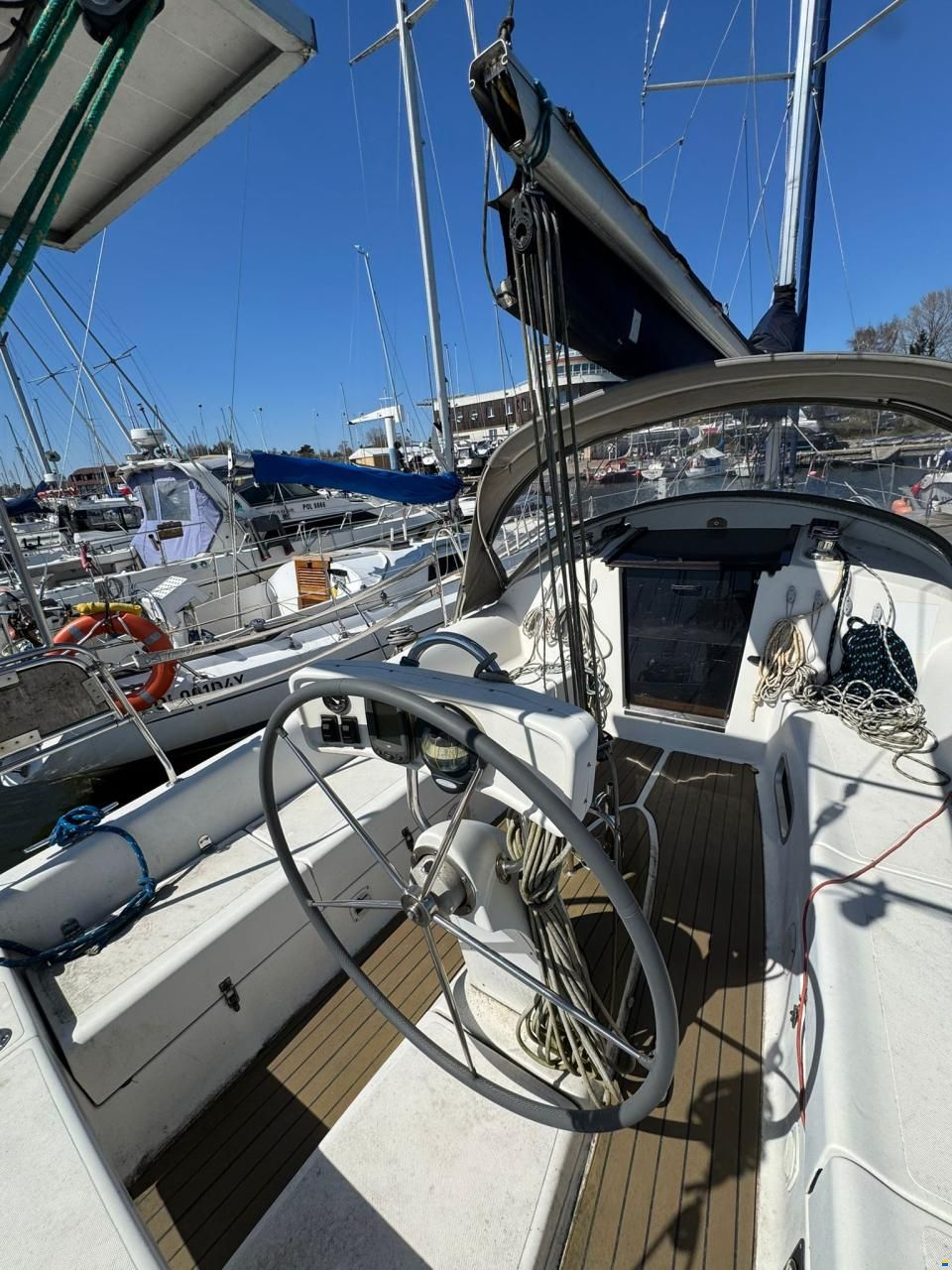 Northman Maxus 33