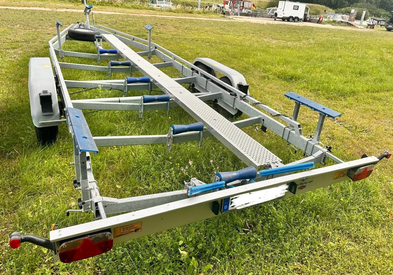 Rinker Fiesta Vee 266