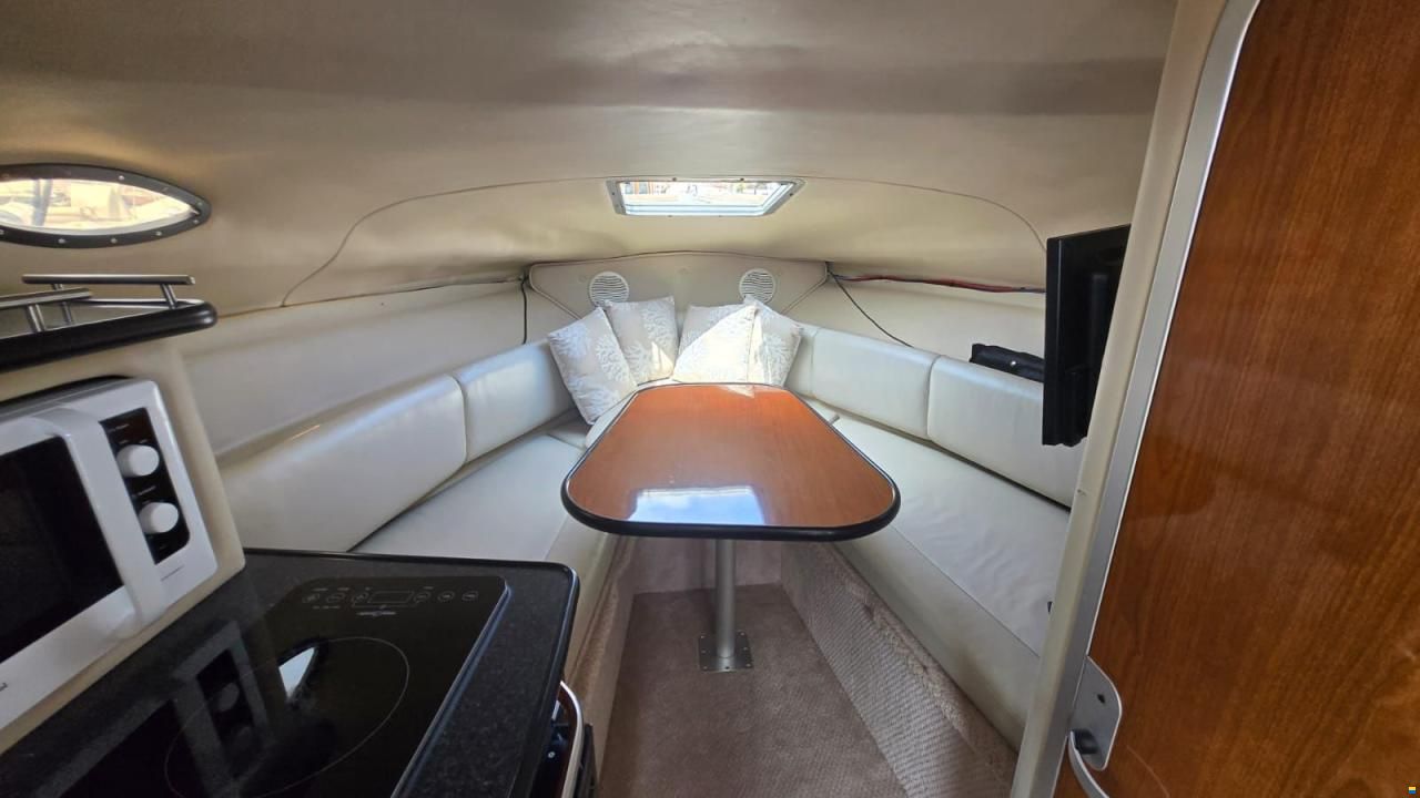 Chaparral 240 Signature