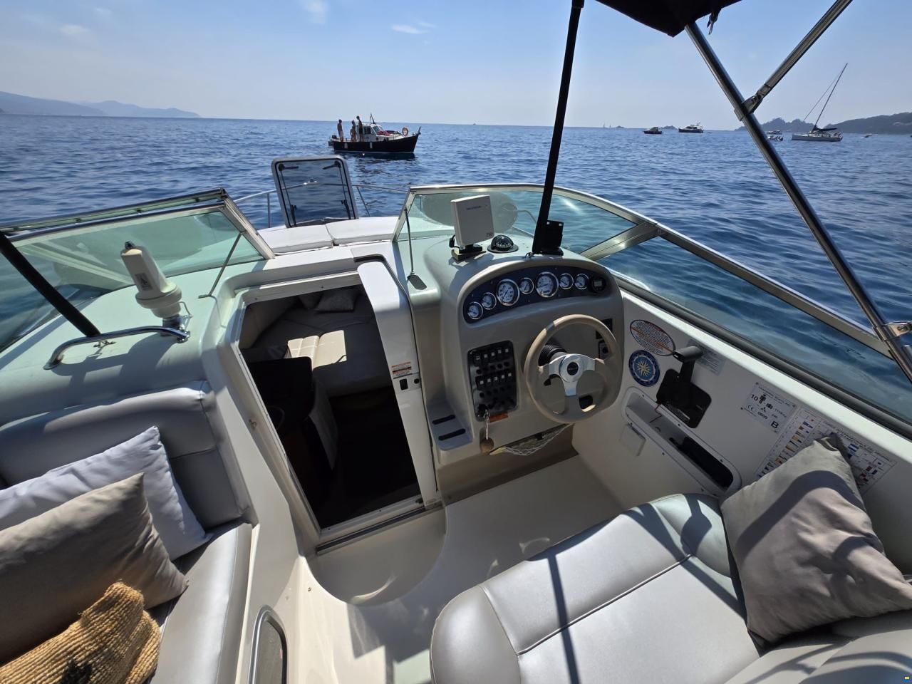 Chaparral 240 Signature