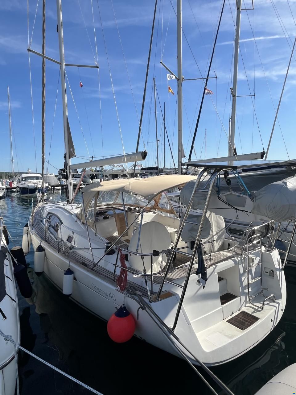 Beneteau Oceanis 40