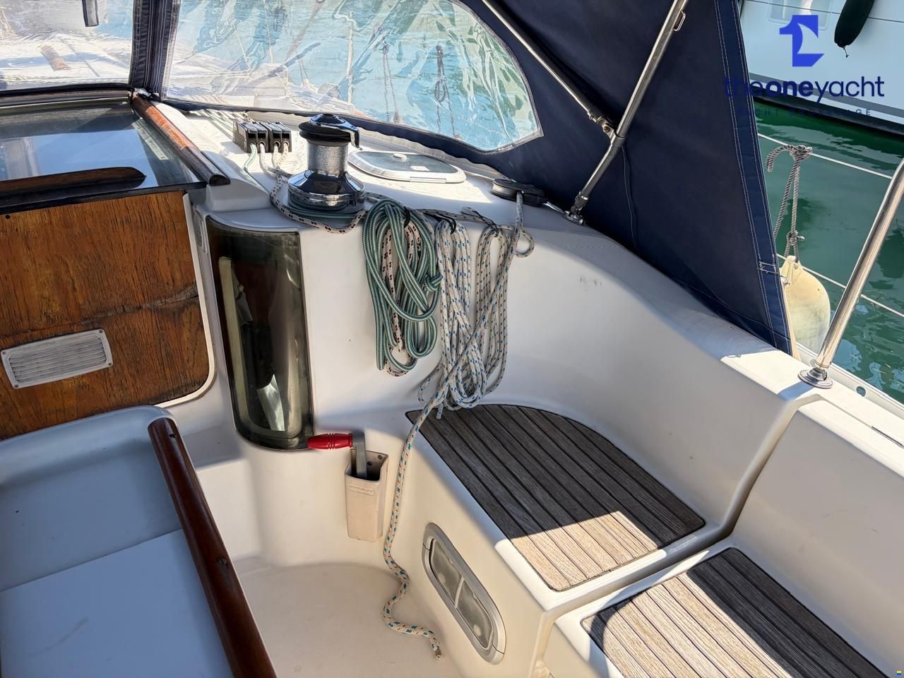 Beneteau Oceanis 351