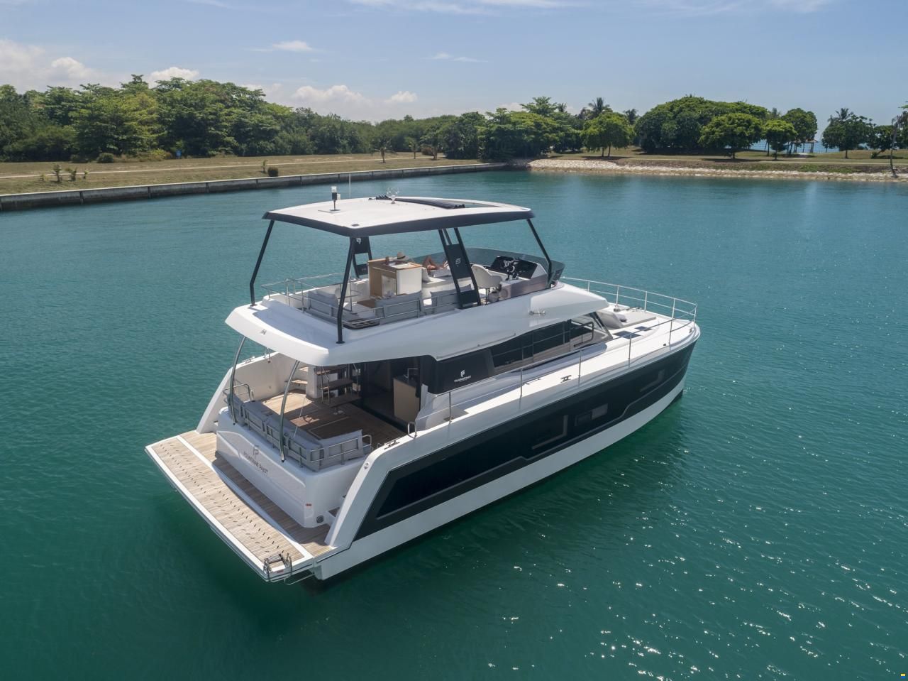 Fountaine Pajot MY5